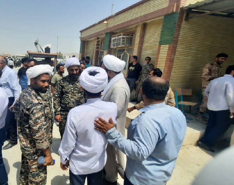 تهيه روزانه 7000 پرس غذاي گرم براي زلزلهزدگان توسط اعضاي هيئات مذهبي تهيه روزانه 7000 پرس غذاي گرم براي زلزلهزدگان توسط اعضاي هيئات مذهبي