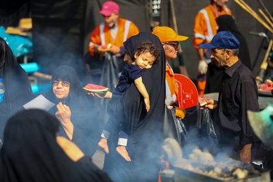 مراسم پیاده روی جاماندگان اربعین در اصفهان برگزار شد