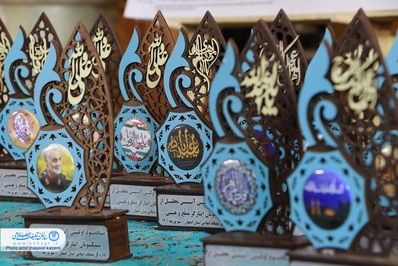 رزمندگان دفاع مقدس، علمداران جامعه در ایثارگری هستند