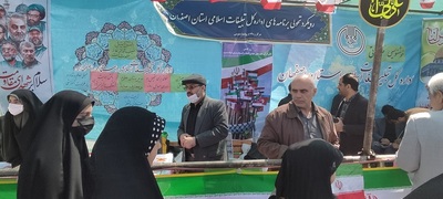 برپایی غرفه فرهنگی توسط دبیرستان علوم و معارف اسلامی صدرا