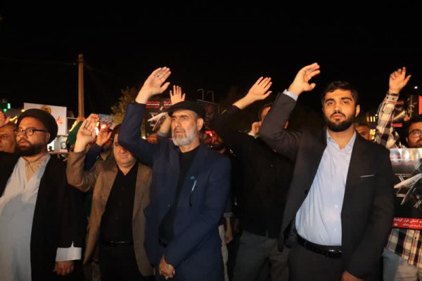 تجمع مردمی در شهر یاسوج
