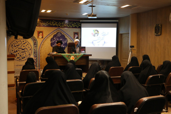 دوره آموزشی نقش فعالان فرهنگی و قرآنی در حوادث جنگ تحمیلی ۱۲ روزه