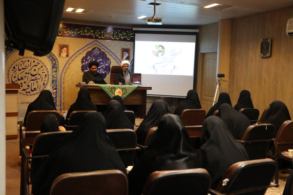 دوره آموزشی نقش فعالان فرهنگی و قرآنی در حوادث جنگ تحمیلی ۱۲ روزه