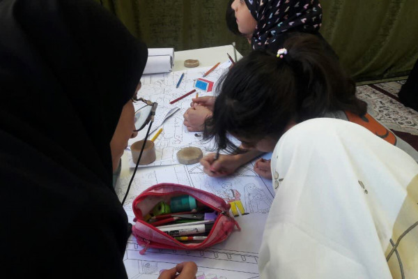 برپایی ایستگاه نقاشی هفته وحدت در شهرستان بدره