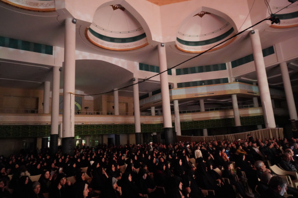 اجرای تئاتر آئینی «ماه مه گرفته» توسط هـیـئـت‌ ریـحـانـة الـنـبي سلام‌الله‌علیها با همکاری اداره کل تبلیغات اسلامی استان زنجان