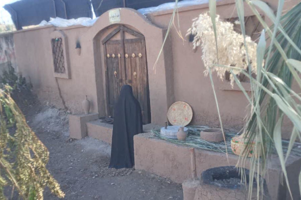 ساخت ماکت خانه حضرت فاطمه زهرا ( س) در شهرستان دره‌شهر
