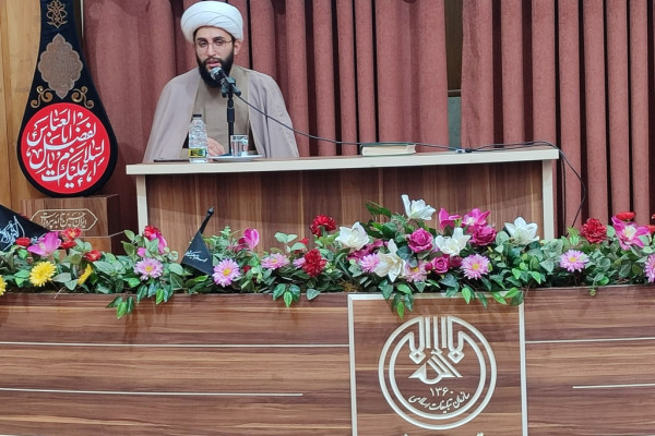 برگزاری نشست تبیینی و هم اندیشی اساتید مراکز آموزش و متولیان مراکز معارف اسلام ناب استان