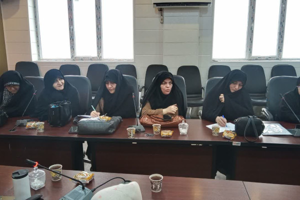 نشست هم‌اندیشی و تبیین طرح ملی «زندگی با آیه‌ها»شهرستان لنگرود برگزار گردید