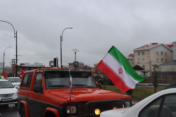 کاروان خودرویی در میثاق با امام امت