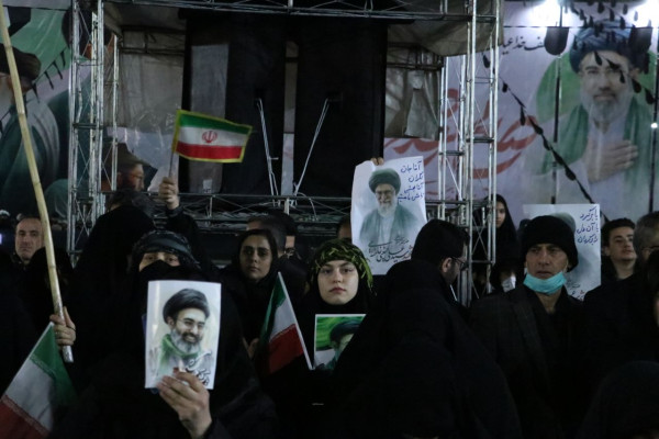 چهاردهمین حضور مردم غیور رشت در میدان شهدای ذهاب