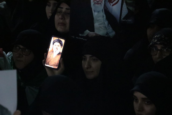 چهاردهمین حضور مردم غیور رشت در میدان شهدای ذهاب