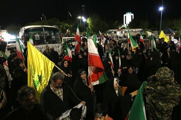 کاروان نمادین اعزام به جبهه در همدان
