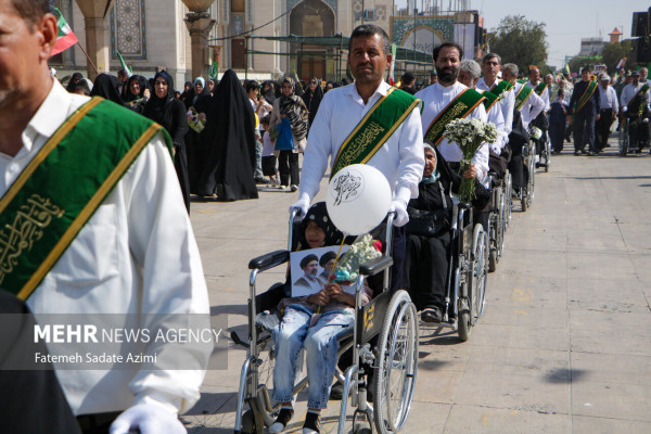 آیین استقبال ورود کاروان نمادین حضرت معصومه (س) به قم