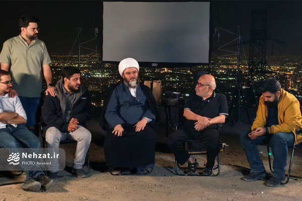دیدار صمیمانه حجت‌الاسلام قمی با استاد علیرضا داودنژاد و کارگردانان جوان سینما